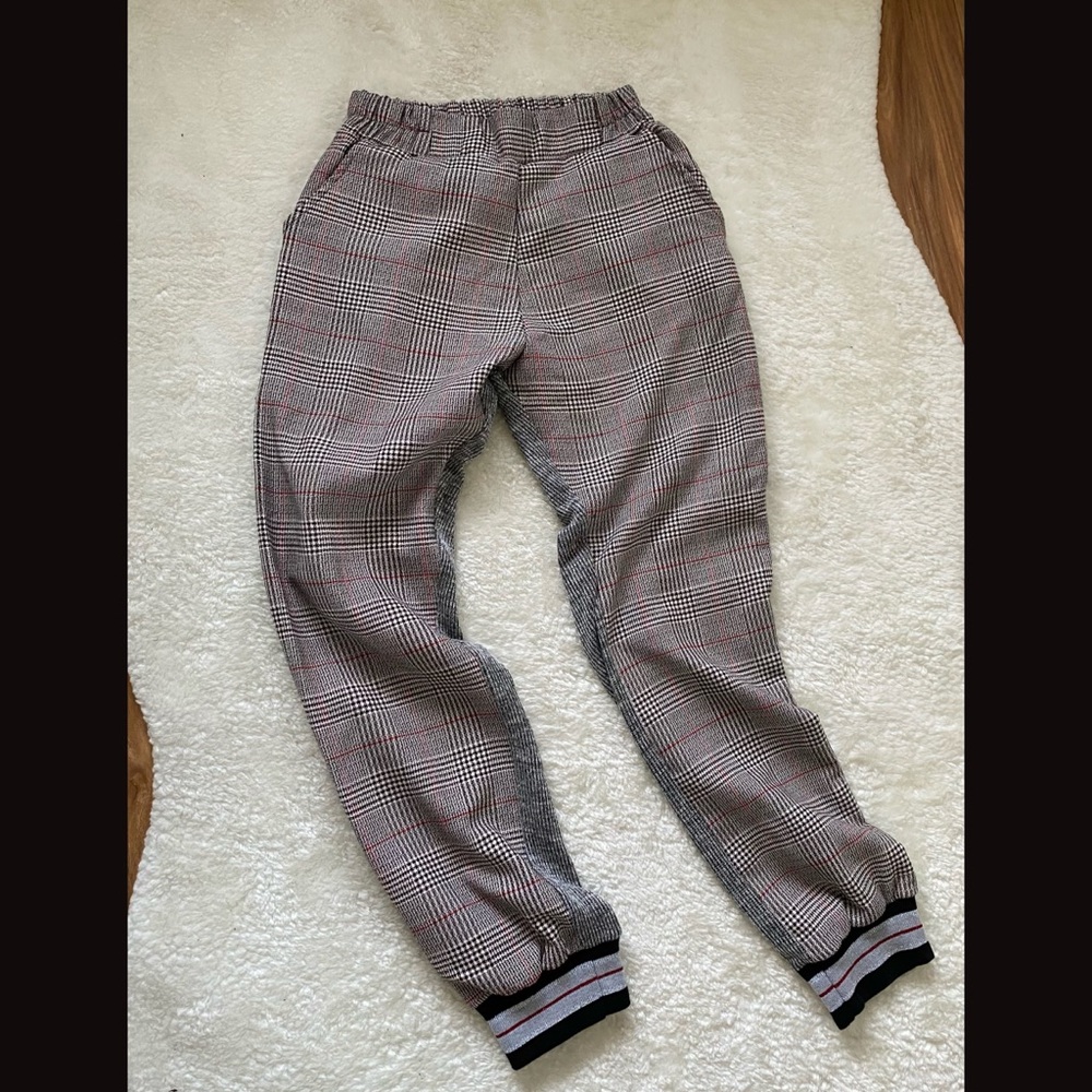 Women's joggers